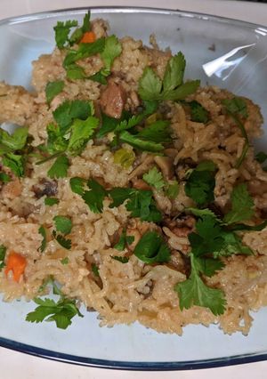 A picture of Baked Rice, Chicken and Mushrooms (American biryani).