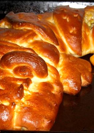 Töltött krokodil-kenyér recept fotója