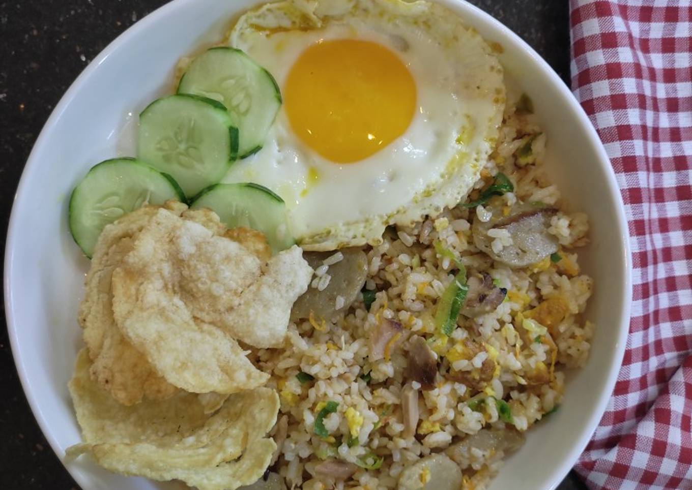 Nasi Goreng Komplit