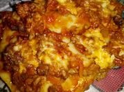 Una foto de lasagna de carne fácil