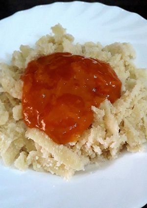 Grízes tészta baracklekvárral recept fotója