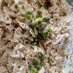 A picture of French onion pasta salad.