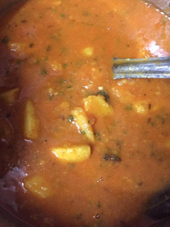 रेस्टोरेंट स्टाइल आलू की सब्जी (Restaurant style aloo ki sabji recipe in hindi) रेसिपी मुख्य फोटो