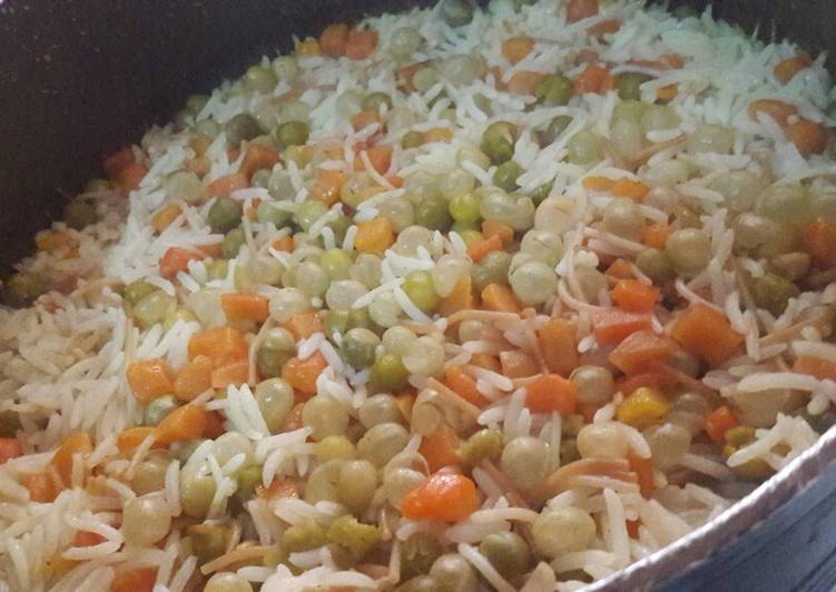 رز بالبازيلا والجزر