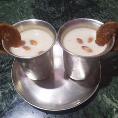 A picture of Anjeer Badam Milkshake.