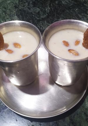 A picture of Anjeer Badam Milkshake.