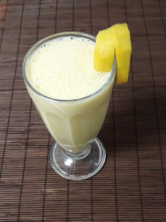 Una foto de Lassi de melocotón