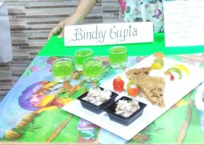 Recipe of Ultimate Pizza paratha with wardrof salad