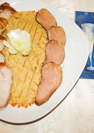 Vöröslencse sertésszűzzel és füstölt combbal recept fotója