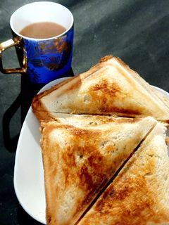 एग भुर्जी सैंडविच (egg bhurji sandwich recipe in Hindi) रेसिपी मुख्य फोटो