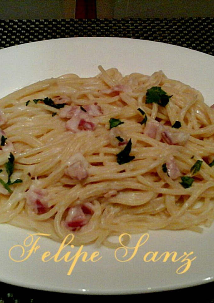Una foto de Espaguetis a la carbonara