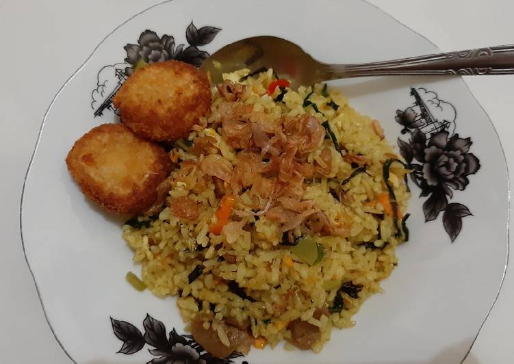 Nasi Goreng Kunyit