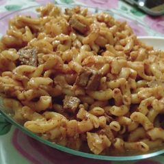 A picture of Chicken macroni.