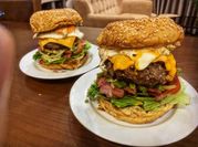 Hình ảnh của hamburger dưa chuột