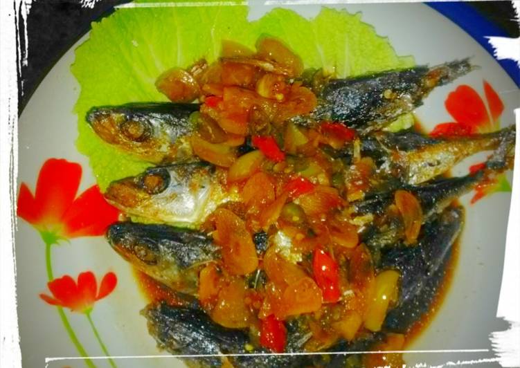 Bumbu Membuat Sambal Pedas Pindang Keranjang, Lezat Sekali