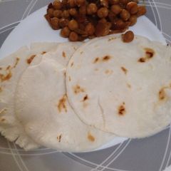 A picture of Nice pathiri (Nerma pathiri) aka patthal.