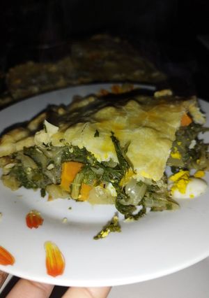 Una foto de Pascualina de acelga con zanahoria y huevo 🥚🥕🥧🥬❤️
