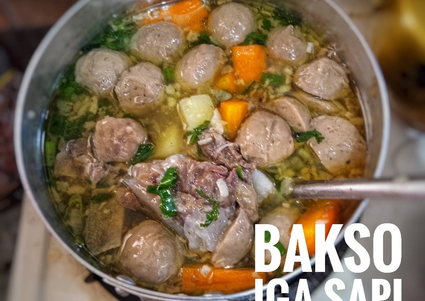 Bakso iga sapi