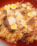 Cơm chiên thịt bò, trứng cút