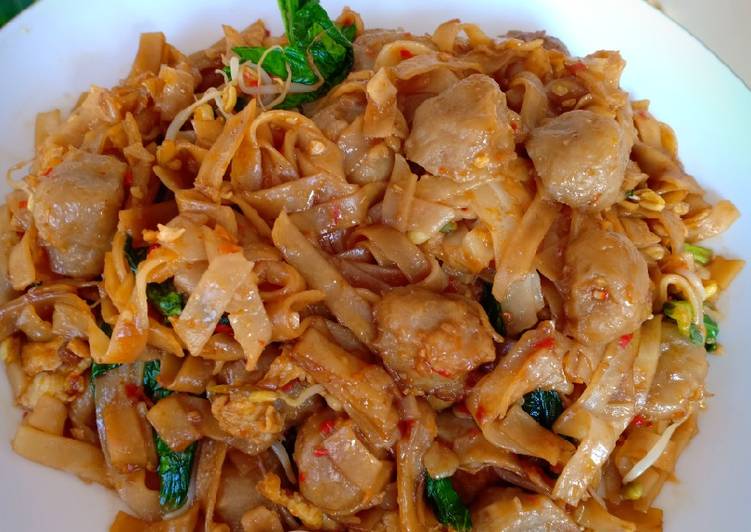 Resep Masakan Kwetiau Goreng Spesial Untuk Keluarga Resep Masakan Nasi Goreng Kecap Soto Opor Ayam