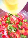 Bunter Salat mit Honig-Senf-Dressing