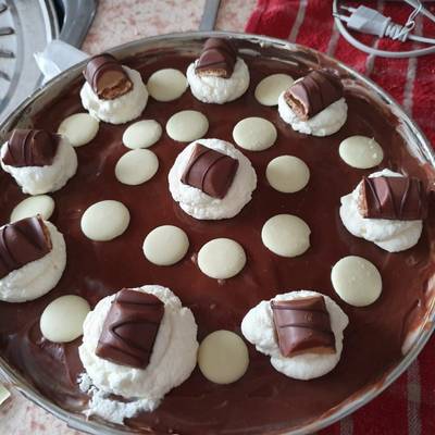 Tarta de kinder Bueno y Kinder Cheesecake Receta de Mari galvez- Cookpad