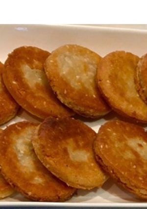 A picture of Meethi tikkiya: (cookies / Biscuits).