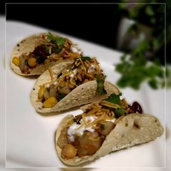 A picture of Papad Tacos Chat.
