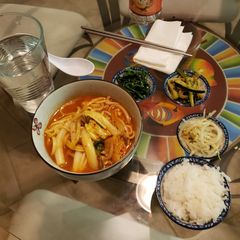 A picture of Vegan Tteokbokki.