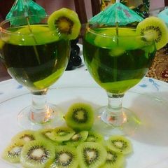 A picture of Sour_kivi_juice.