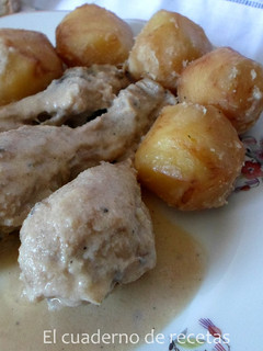 Foto principal de Pollo Dominguero en Salsa de Almendras