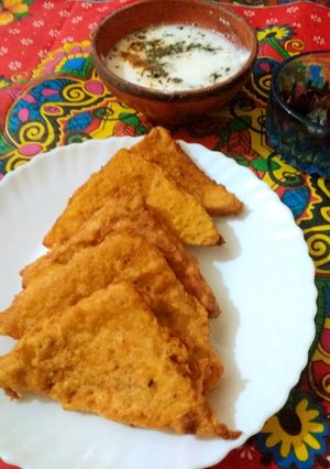 A picture of Bread pakora.