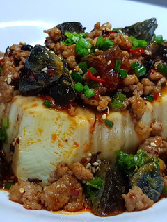 麻辣皮蛋豆腐 的食譜成品照片