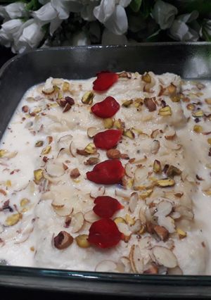 A picture of Bread malayi roll very sweet dessert.