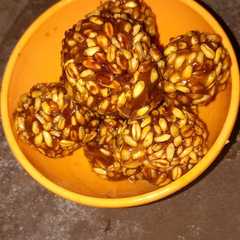 गुड़ धानी के लड्डू (Gud Dhani laddu recipe in Hindi) রেসিপির প্রধান ছবি