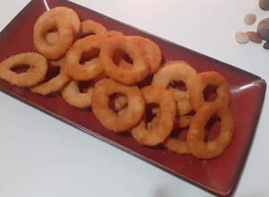Una foto de Aros de cebolla fritos!