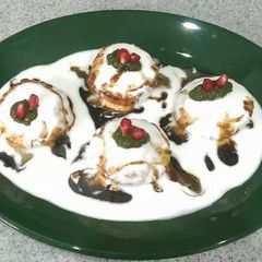 A picture of Oats Appe/Appe Dahi Vada.