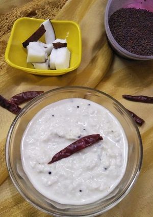 कोकोनट चटनी (coconut chutney recipe in Hindi) रेसिपी मुख्य फोटो