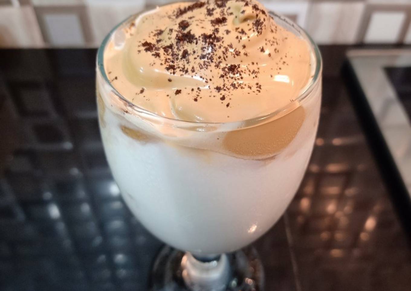 Dalgona coffe