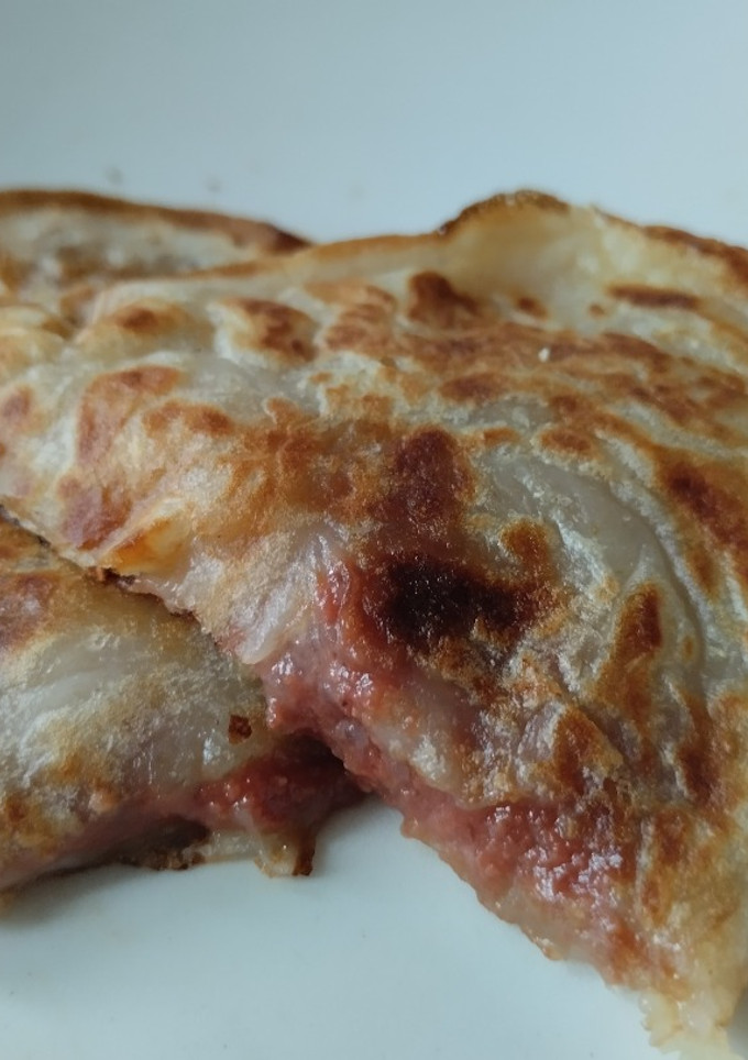 Una foto de Crepes🌯 de queso🧀 y jalea🍯 de guayaba🫒🧇🥞