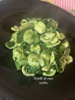 Foto di Orecchiette con le cime di rapa