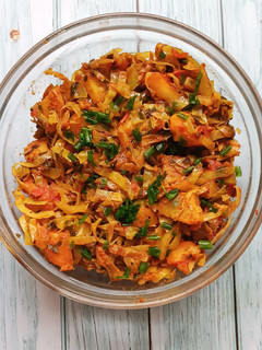 A picture of Cabbage potato and Spring onion subji.