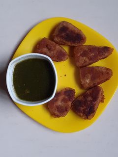 करंदी कटलेट (karandi cutlet recipe in marathi) रेसिपी चे मुख्य फोटो 