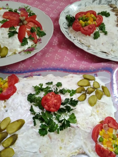 عکسی از دستور تزیین سالاد الویه
