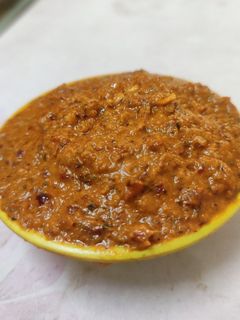 टोमॅटो चटणी (Tomato Chutney Recipe In Marathi) रेसिपी चे मुख्य फोटो