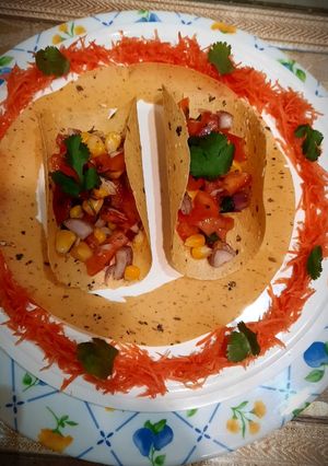 A picture of Papad Tacos.