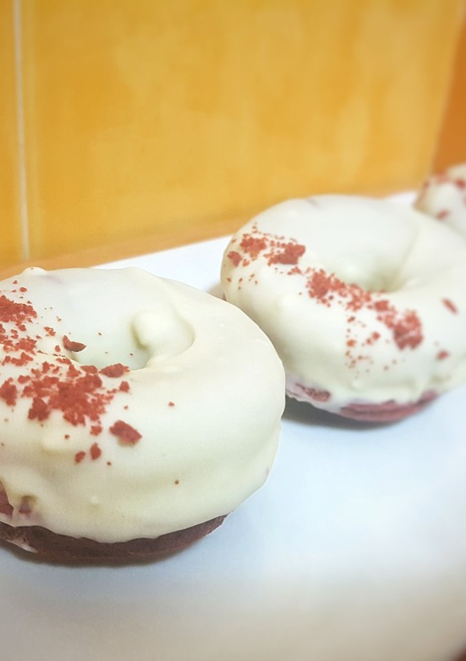 Una foto de Donuts red velvet (Versión 2 Burpee-vet)