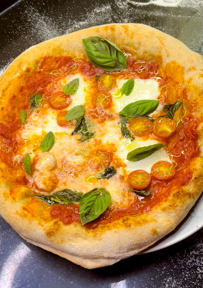 Una foto de Pizza Napolitana Margarita, con masa congelada #ThinkingFoods