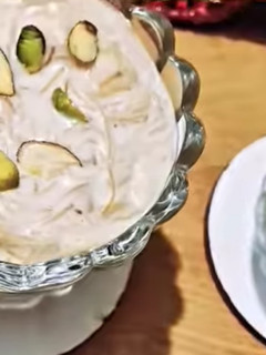 कुकर की चावल की खीर (cooker me chawal ki kheer recipe in Hindi) रेसिपी मुख्य फोटो