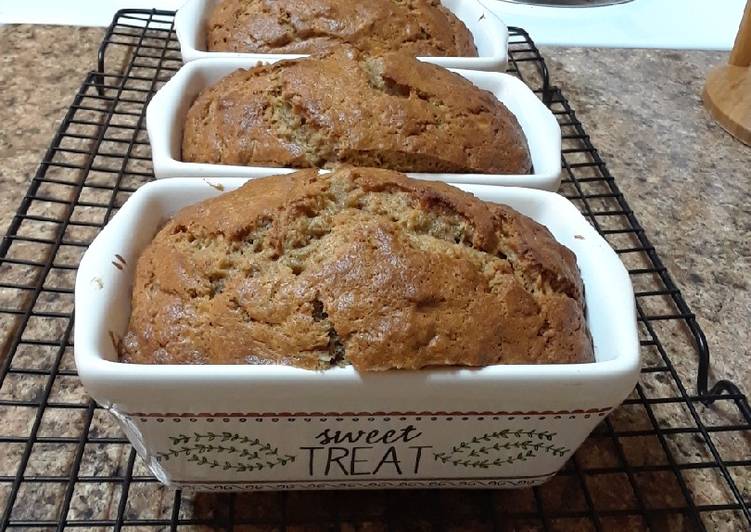 Steps to Prepare Award-winning Banana Nut Bread (or Muffins)